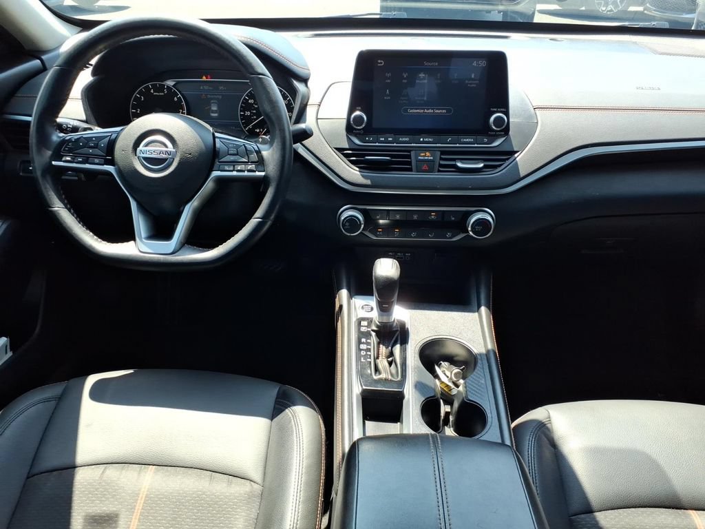 Used 2020 Nissan Altima 2.5 SR w/ Premium Package FWD image 16