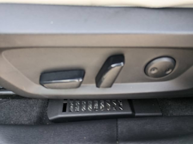Used 2024 Mitsubishi Outlander SEL AWD/4WD image 20