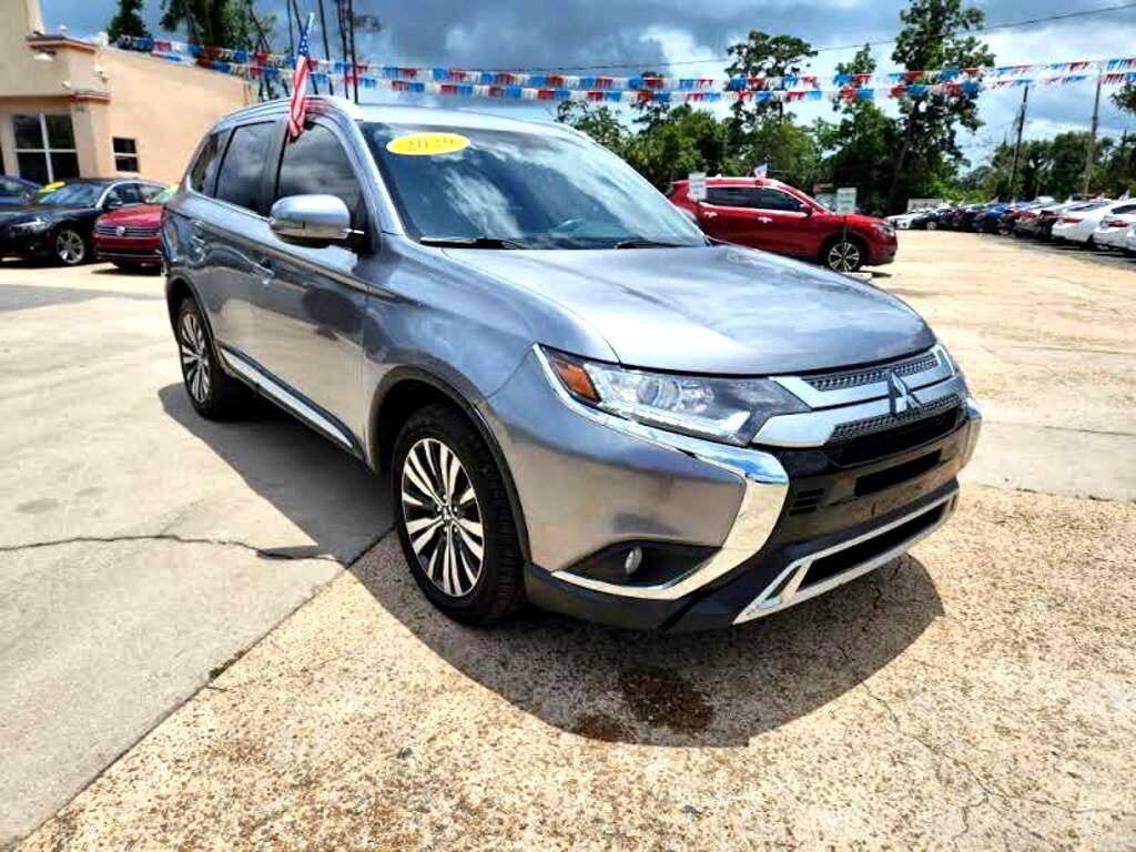 Used 2020 Mitsubishi Outlander SE image 3