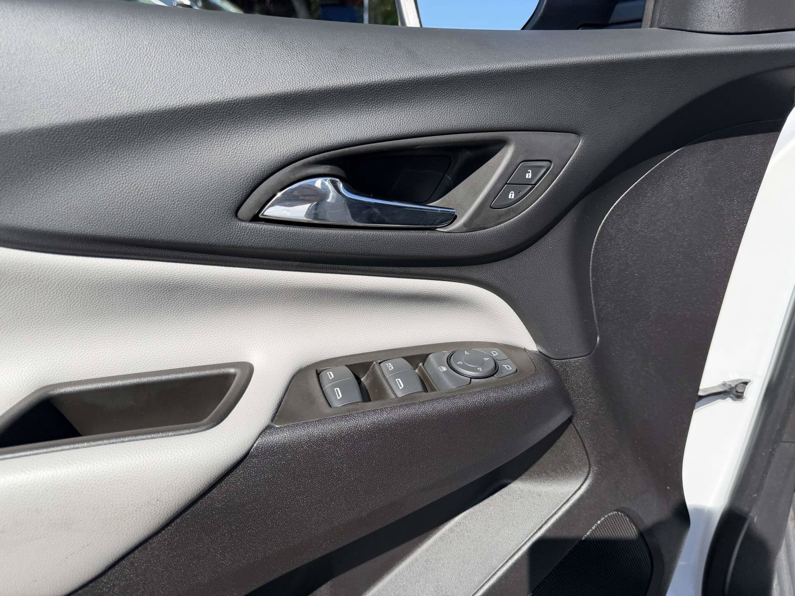 Certified 2023 Chevrolet Equinox LS w/ LS Convenience Package FWD image 18