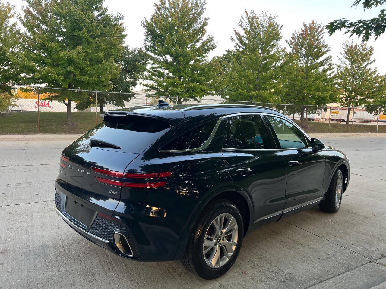 Used 2023 Genesis GV70 2.5T AWD/4WD image 15