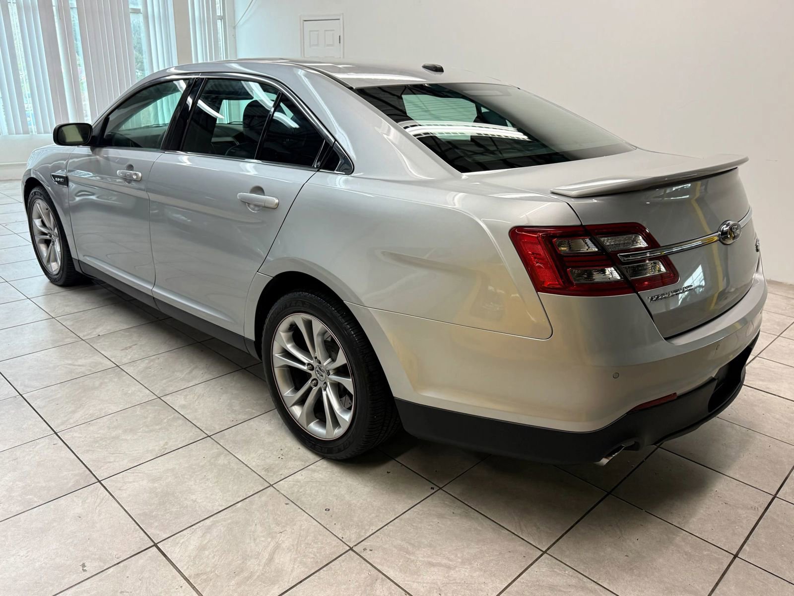 Used 2014 Ford Taurus SHO w/ Equipment Group 401A image 7