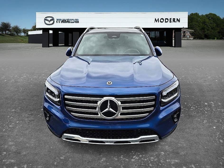 Used 2024 Mercedes-Benz GLB 250 4MATIC image 8