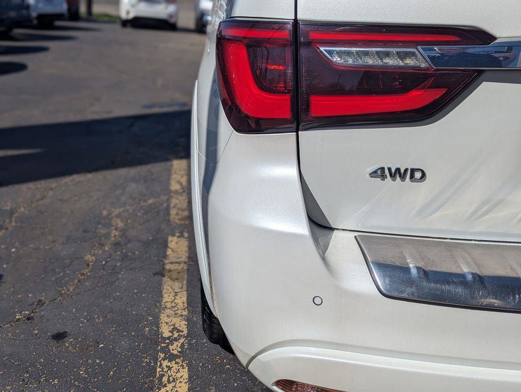 Used 2023 INFINITI QX80 Luxe w/ Cargo Package image 8