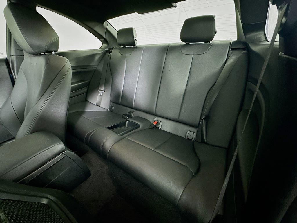 Used 2020 BMW M240i Coupe image 23