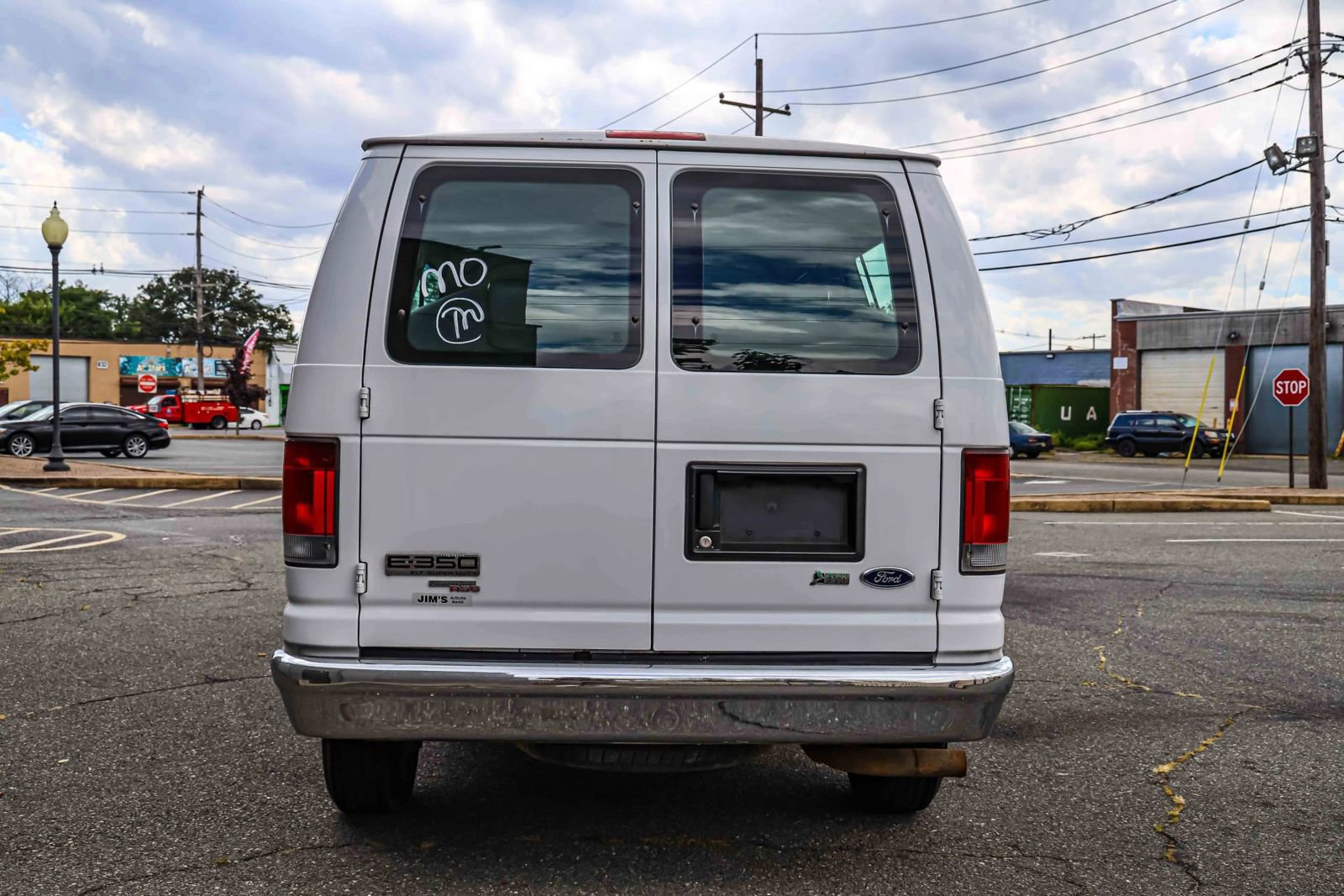 Used 2013 Ford E-350 and Econoline 350 XLT image 5