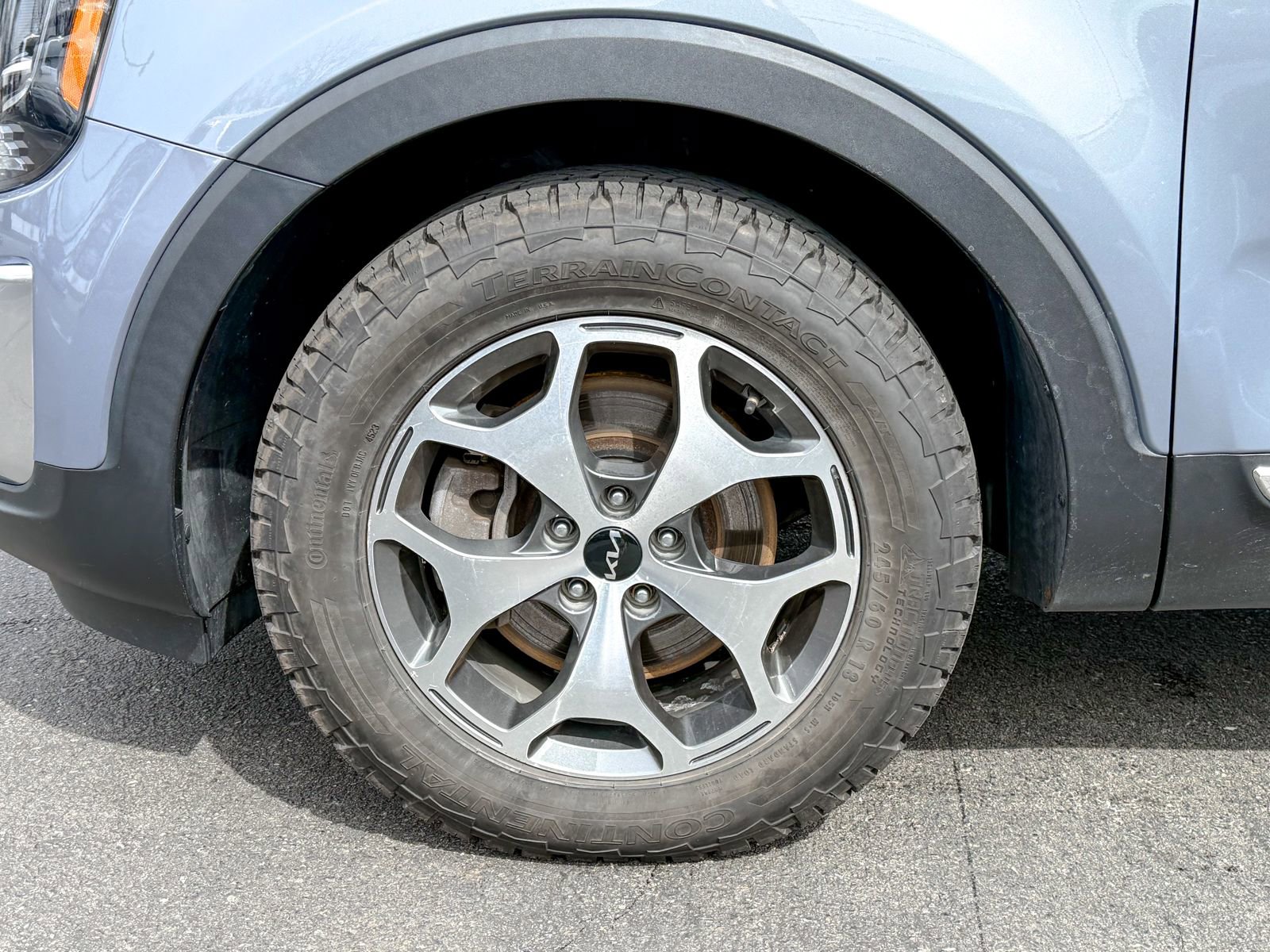 Certified 2022 Kia Telluride EX image 4