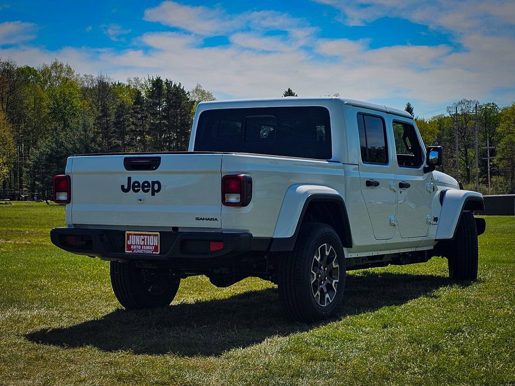 New 2026 Jeep Gladiator Sport AWD/4WD image 3
