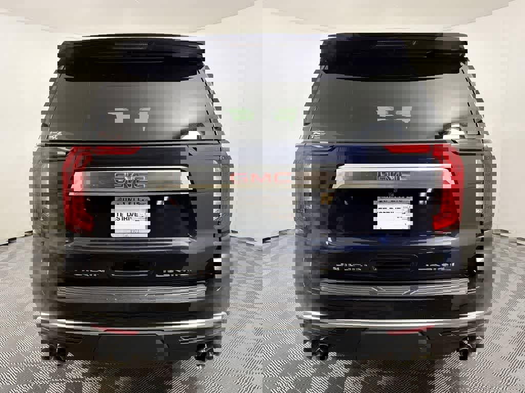 Certified 2023 GMC Yukon Denali image 9