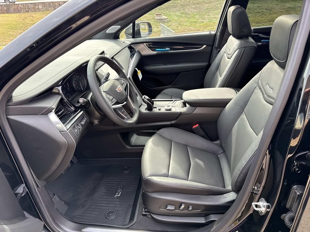 New 2026 Cadillac XT5 Premium Luxury w/ Driver Assist Package FWD image 14
