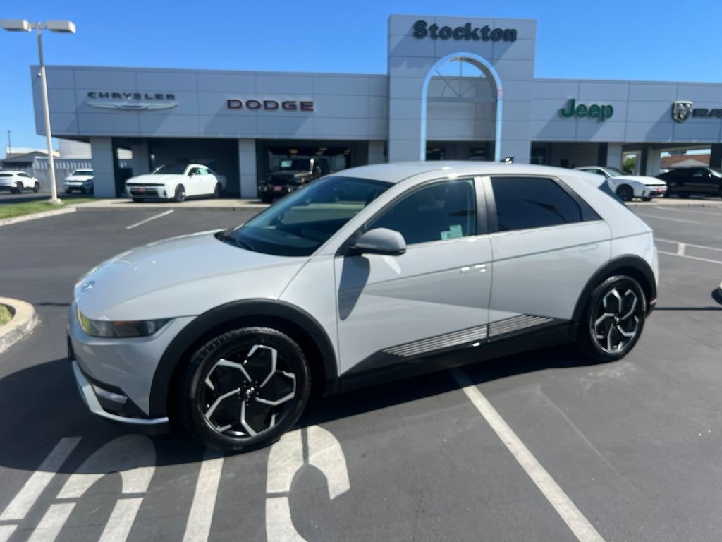 Used 2024 Hyundai Ioniq 5 SEL RWD image 3