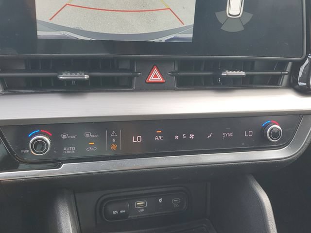 Certified 2023 Kia Sportage EX FWD image 24
