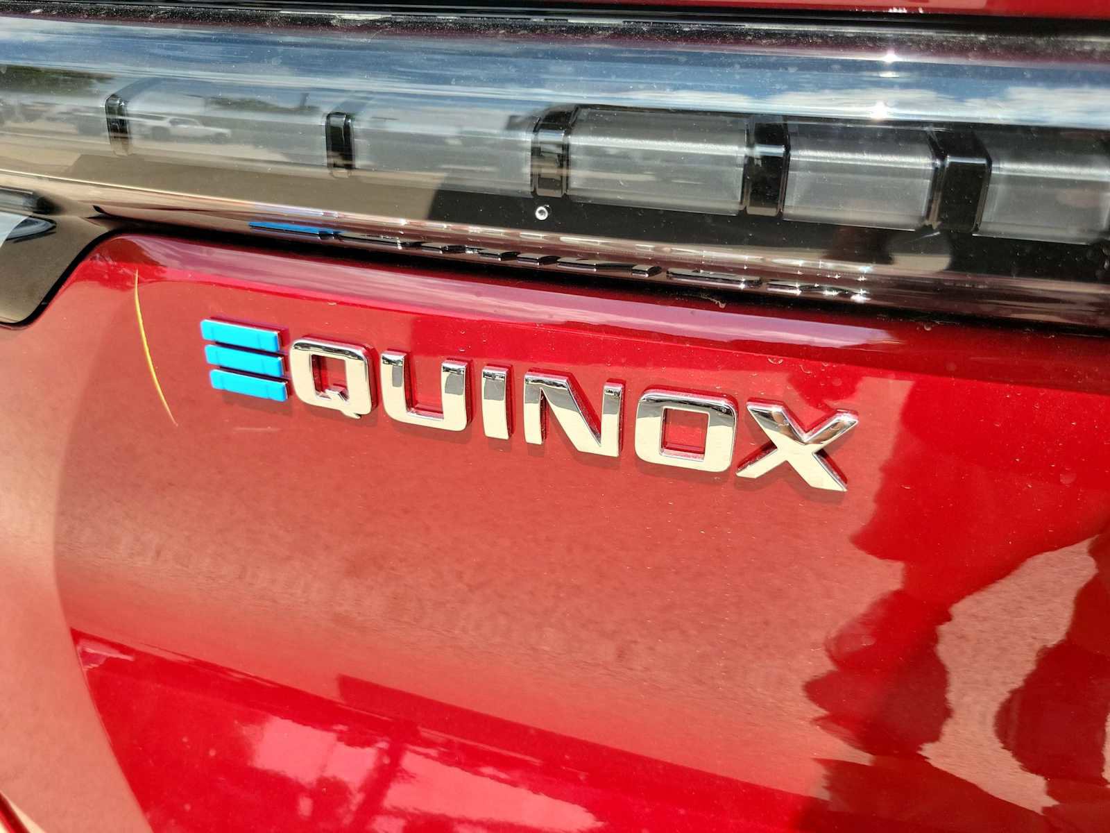 New 2025 Chevrolet Equinox EV LT w/ Convenience Package II FWD image 15