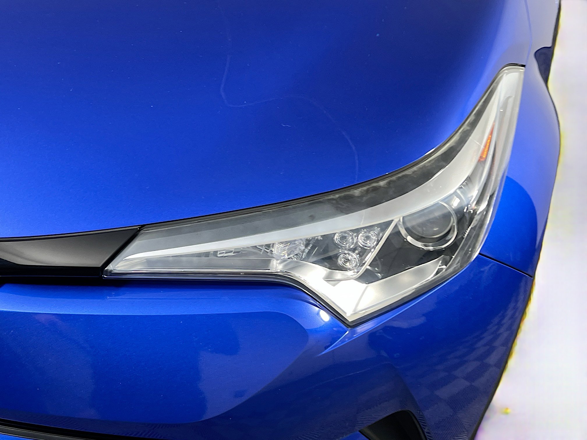 Used 2018 Toyota C-HR XLE image 11