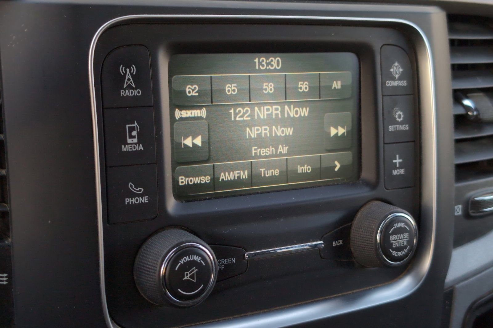 Used 2016 RAM 3500 Tradesman w/ Chrome Appearance Group image 17