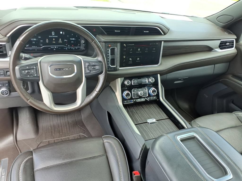 Used 2022 GMC Yukon XL Denali RWD image 23