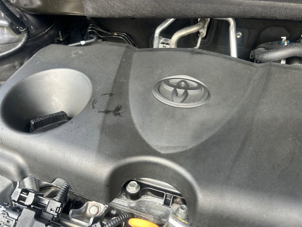 Used 2023 Toyota Highlander Limited image 30