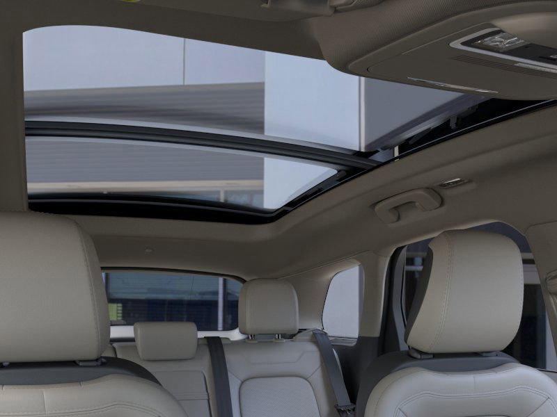 New 2025 Lincoln Corsair Grand Touring w/ Equipment Group 301A image 22