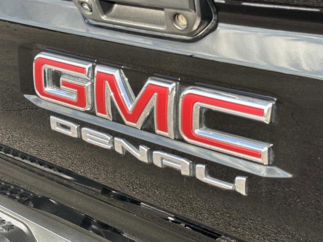 Used 2025 GMC Canyon Denali AWD/4WD image 6