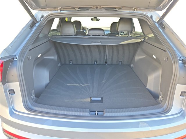 New 2026 Volkswagen Atlas Cross Sport SE image 19