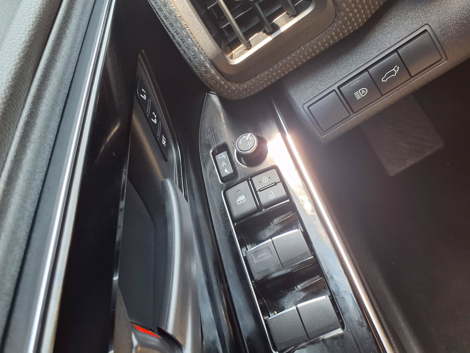 Certified 2023 Subaru Solterra AWD image 8