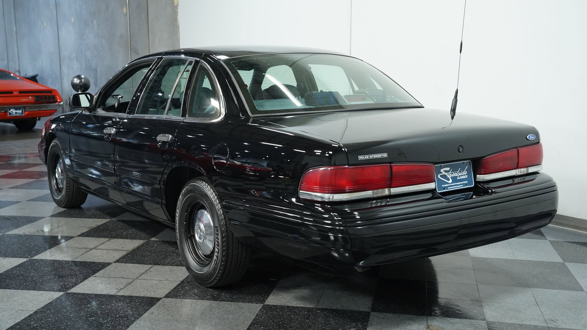 Used 1997 Ford Crown Victoria Police Interceptor image 8