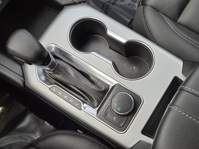 Used 2024 Chevrolet Blazer LT FWD image 20