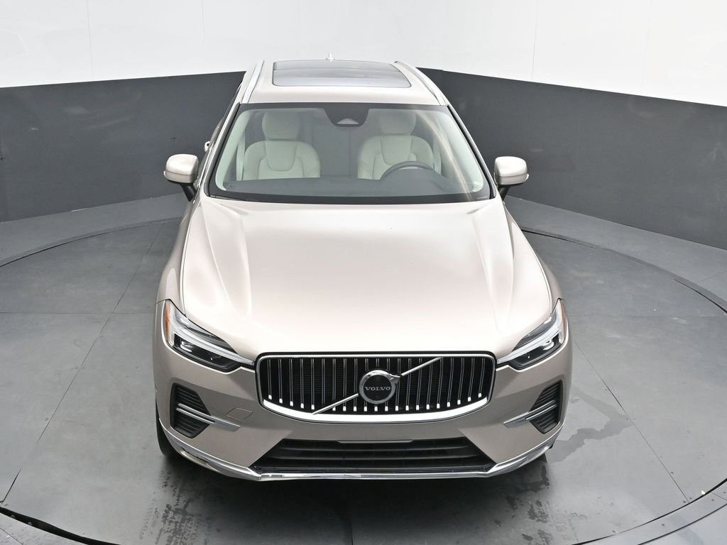 Certified 2023 Volvo XC60 B5 Plus image 30