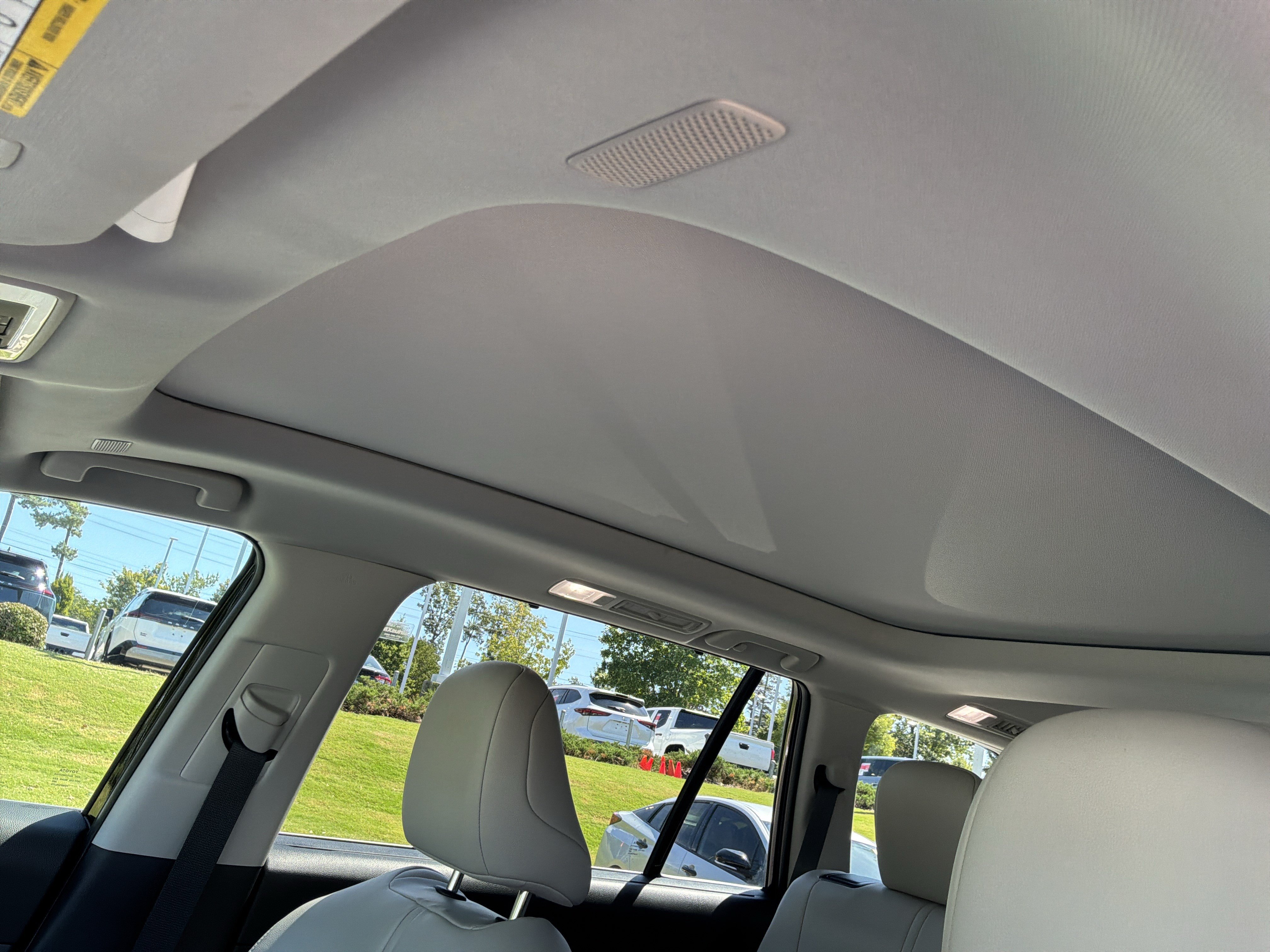 Used 2025 Toyota Grand Highlander FWD image 28