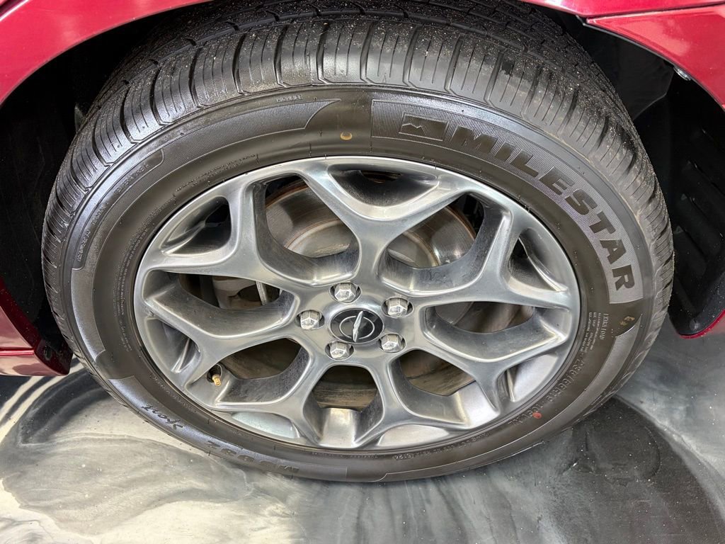 Used 2018 Chrysler 300 S w/ Safetytec Plus Group image 22