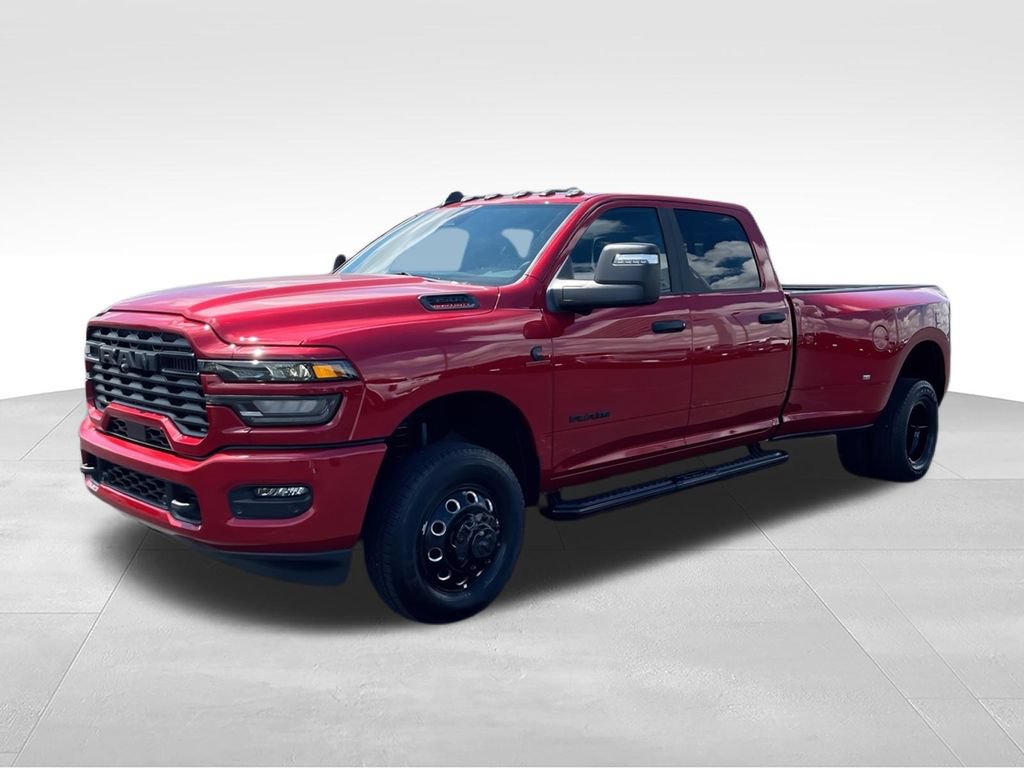 New 2026 RAM 3500 Big Horn AWD/4WD image 4