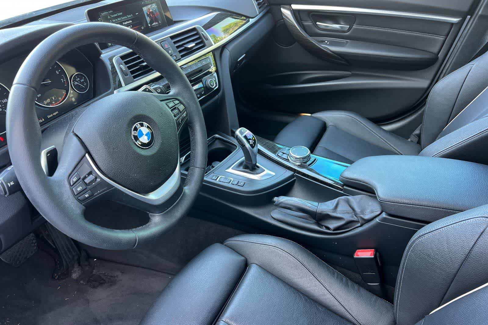 Used 2017 BMW 330i Sedan image 14