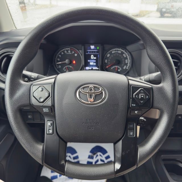 Used 2022 Toyota Tacoma SR image 16