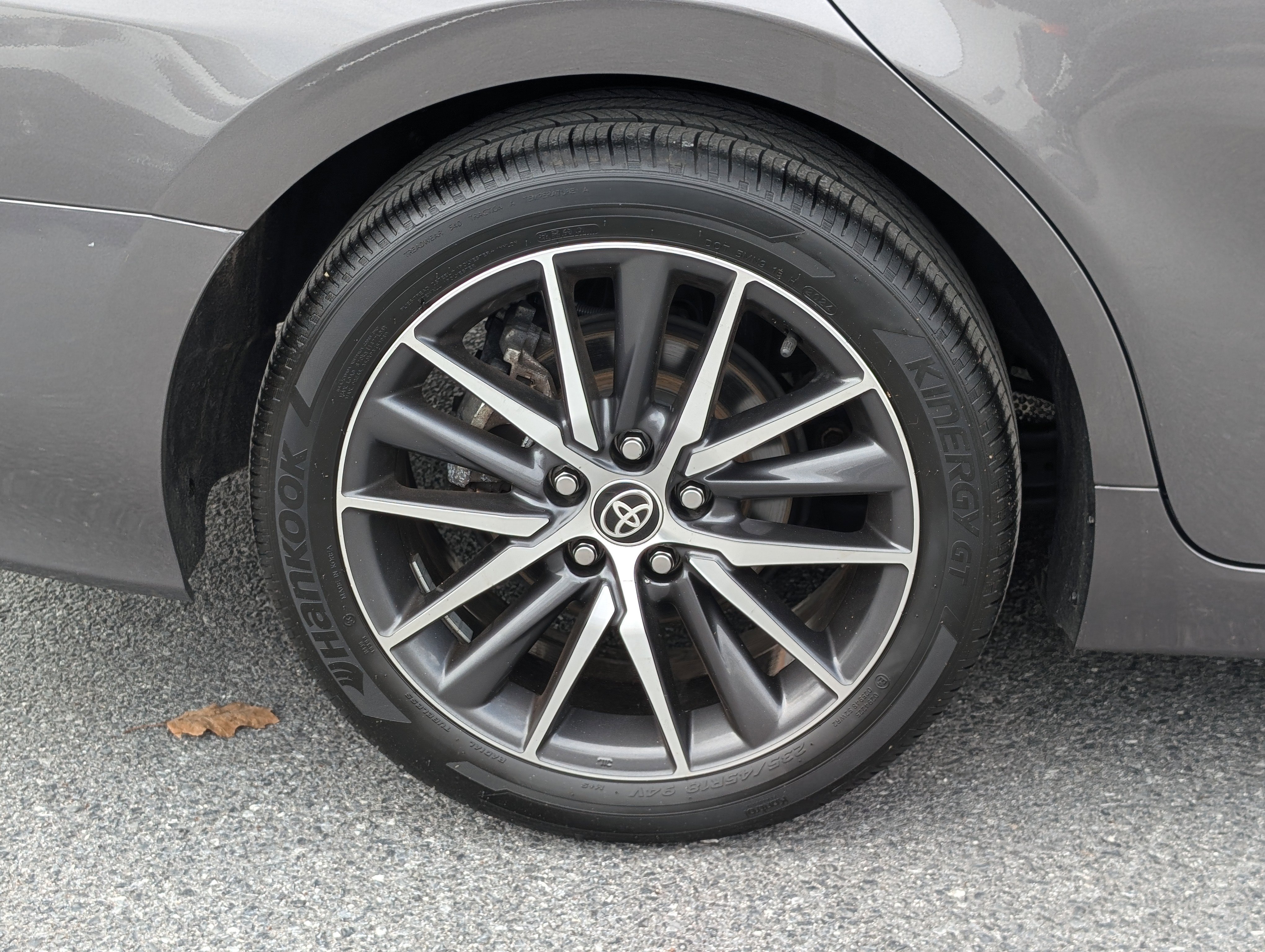 Used 2022 Toyota Camry XLE image 10