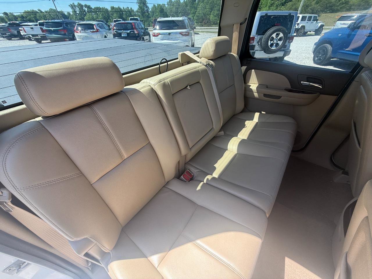 Used 2009 Chevrolet Silverado 1500 LTZ AWD/4WD image 8
