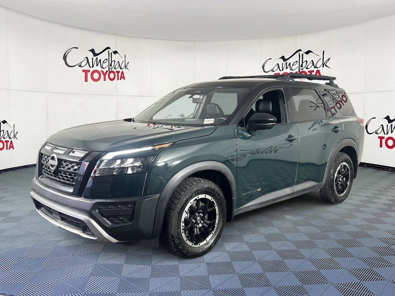 Used 2024 Nissan Pathfinder Rock Creek AWD/4WD image 2