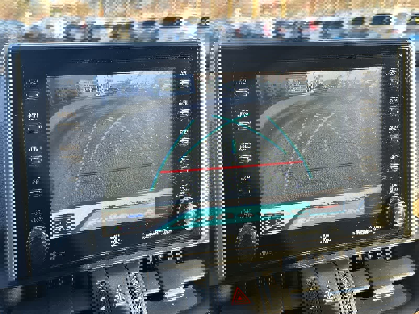 Used 2020 Toyota RAV4 Limited image 22