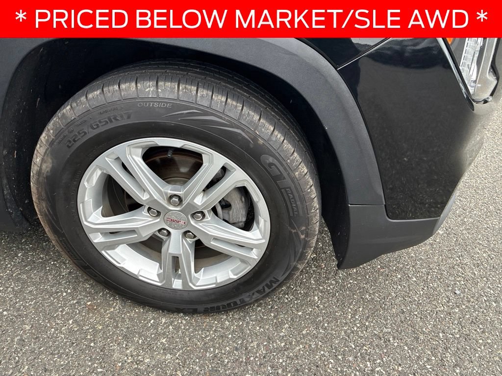 Used 2024 GMC Terrain SLE AWD/4WD image 4