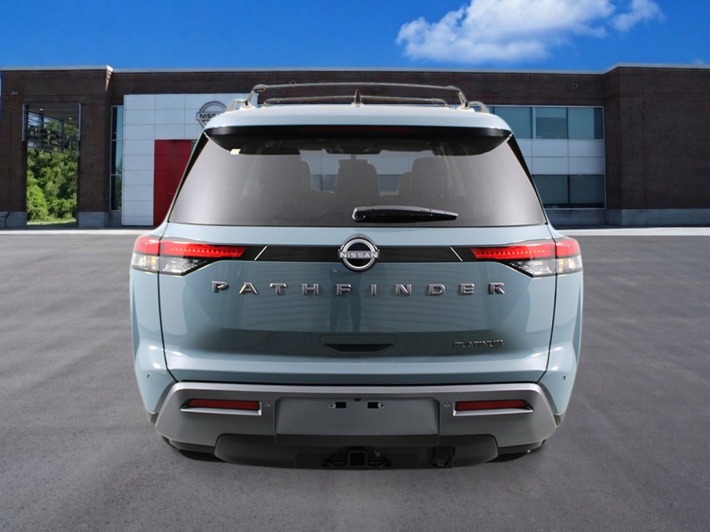 New 2026 Nissan Pathfinder Platinum FWD image 4