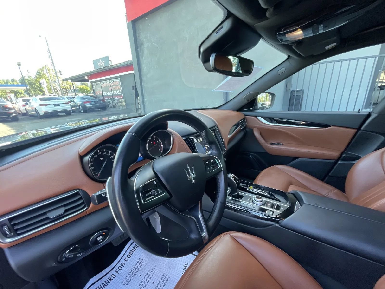 Used 2017 Maserati Levante AWD/4WD image 9