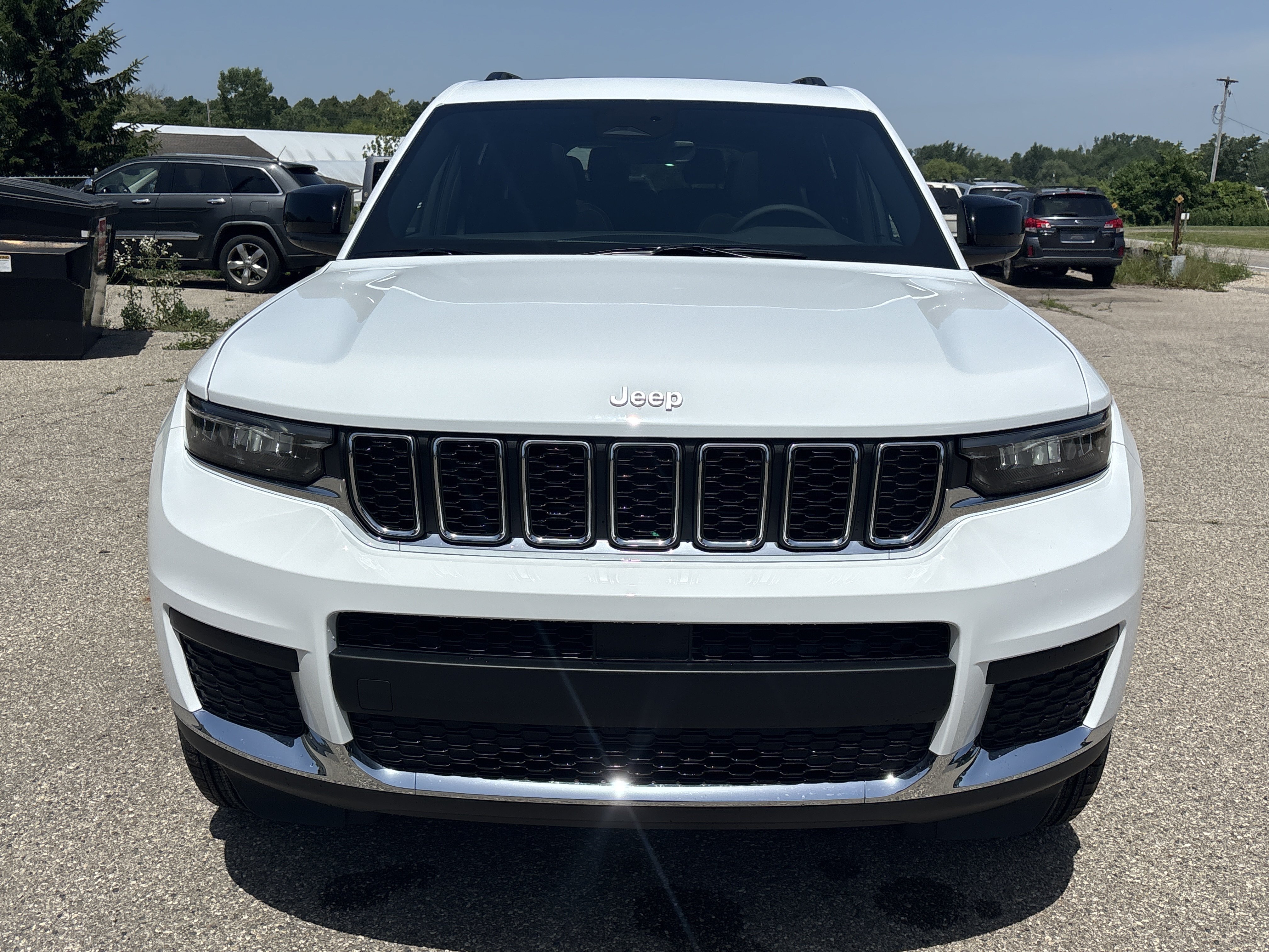 New 2026 Jeep Grand Cherokee L 4WD image 12
