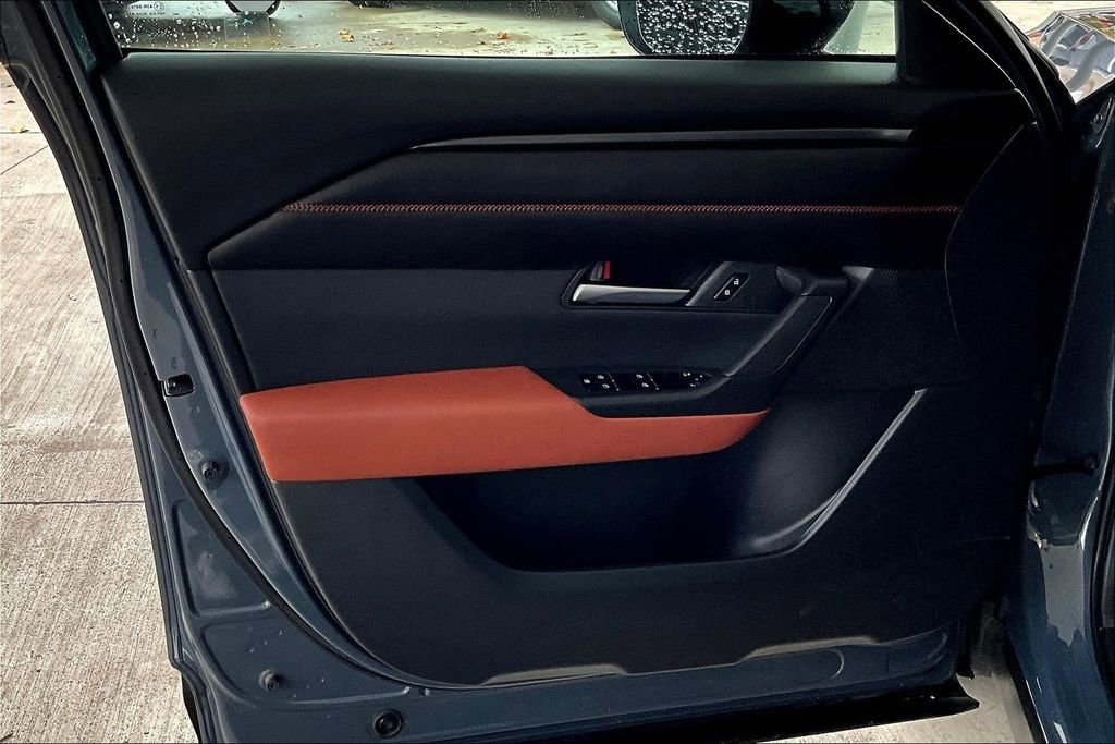 Used 2023 MAZDA CX-50 AWD 2.5 Turbo w/ Cargo Package image 26