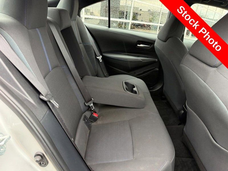 Used 2021 Toyota Corolla SE w/ SE Premium Package image 12