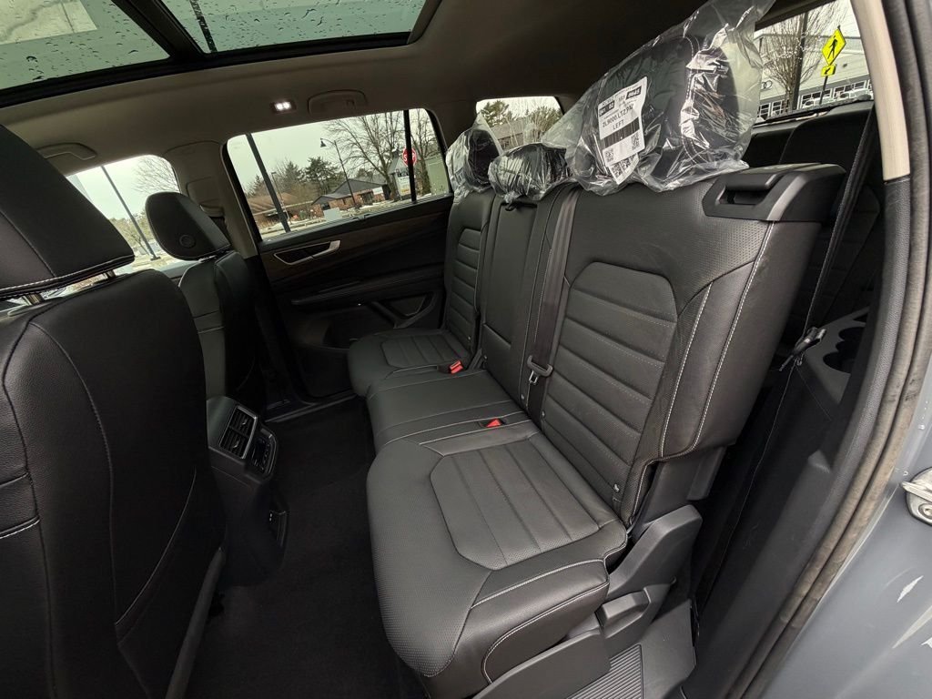 New 2026 Volkswagen Atlas SEL image 30