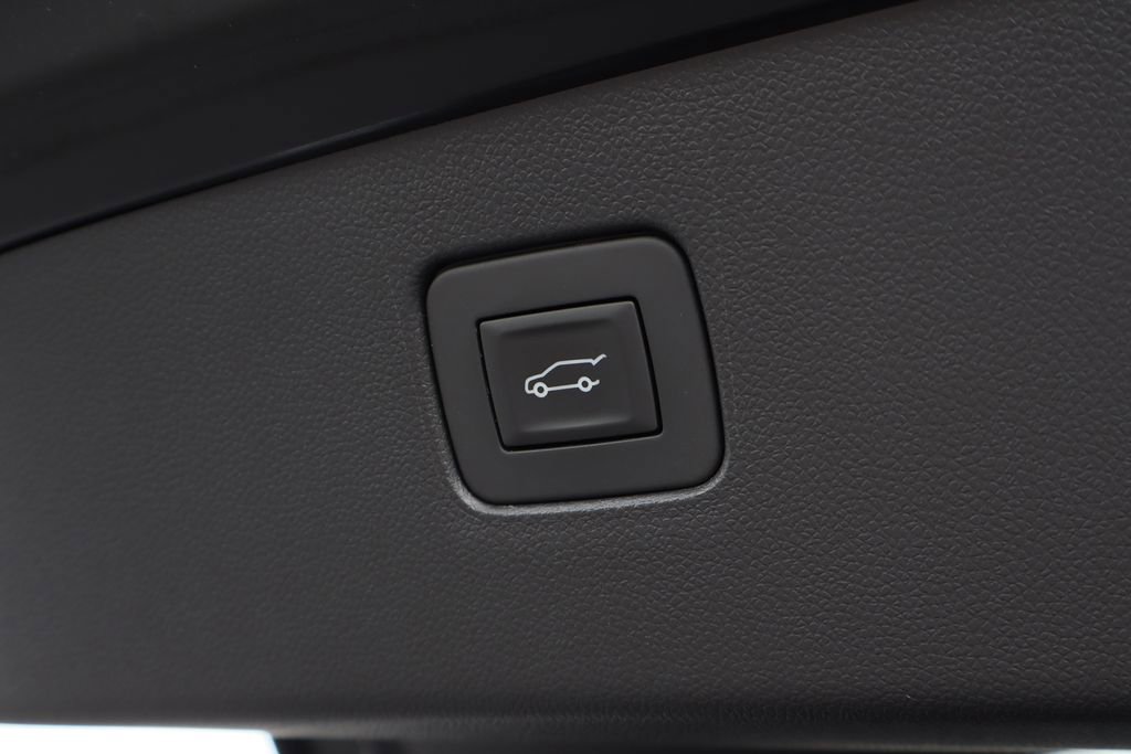 Certified 2025 Buick Envista Avenir image 25