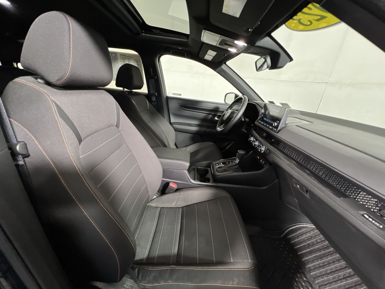 Used 2023 Honda CR-V Sport image 25