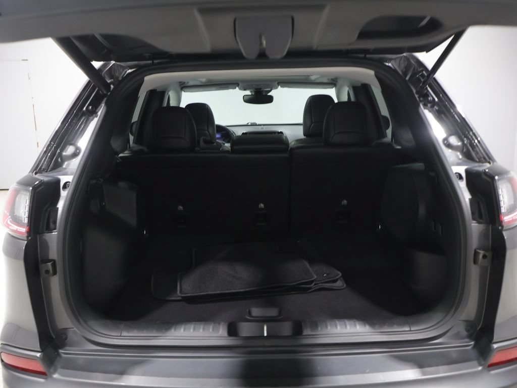 Used 2021 Jeep Cherokee Limited AWD/4WD image 4