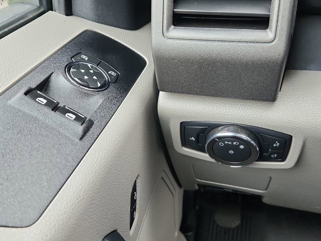 Used 2022 Ford F250 XL w/ Power Equipment Group AWD/4WD image 30