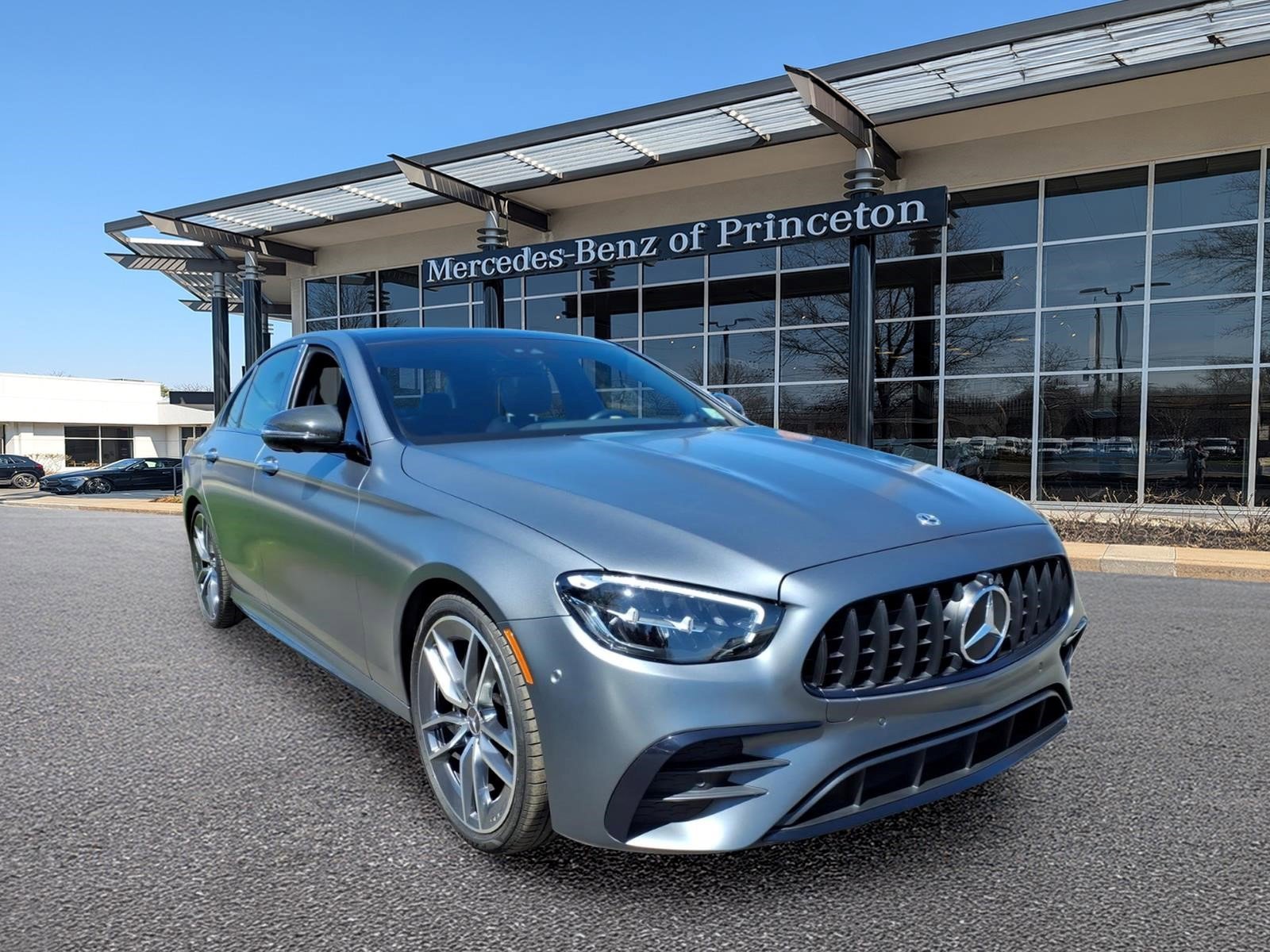 Used 2022 Mercedes-Benz E 53 AMG 4MATIC Sedan image 1