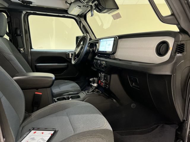 Used 2024 Jeep Wrangler Unlimited Sport AWD/4WD image 24